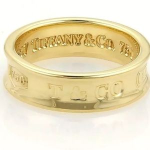 Tiffany & Co. authentic, solid 18K, 6mm, 1837 Collection, size 8, 8.2 grams